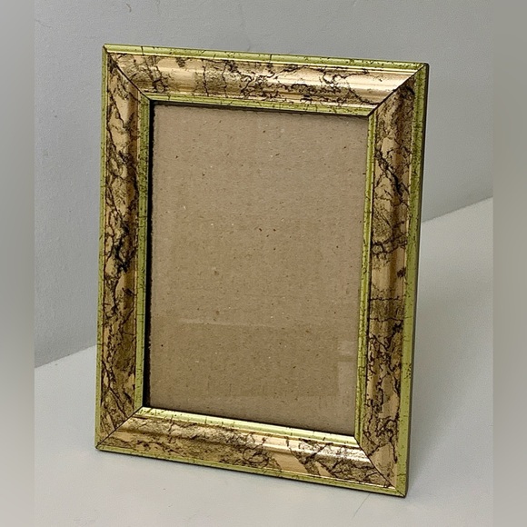 Vtg Antiqued Metallic Gold Painted 9” x 7” Picture Frame - Picture 10 of 12